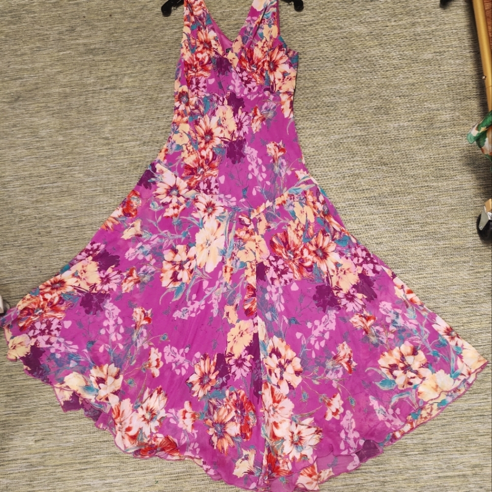 Vibrant Floral V-Neck Maxi Dress - Pink
